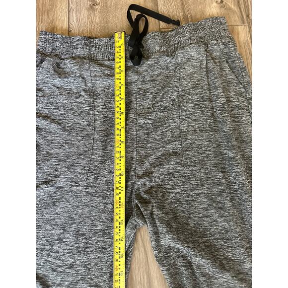 Beyond Yoga Lightweight Gray Jogger size Small - Picture 7 of 10